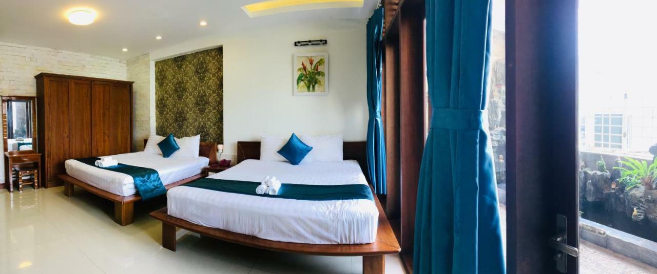 Whale Ocean View Hotel Da Nang